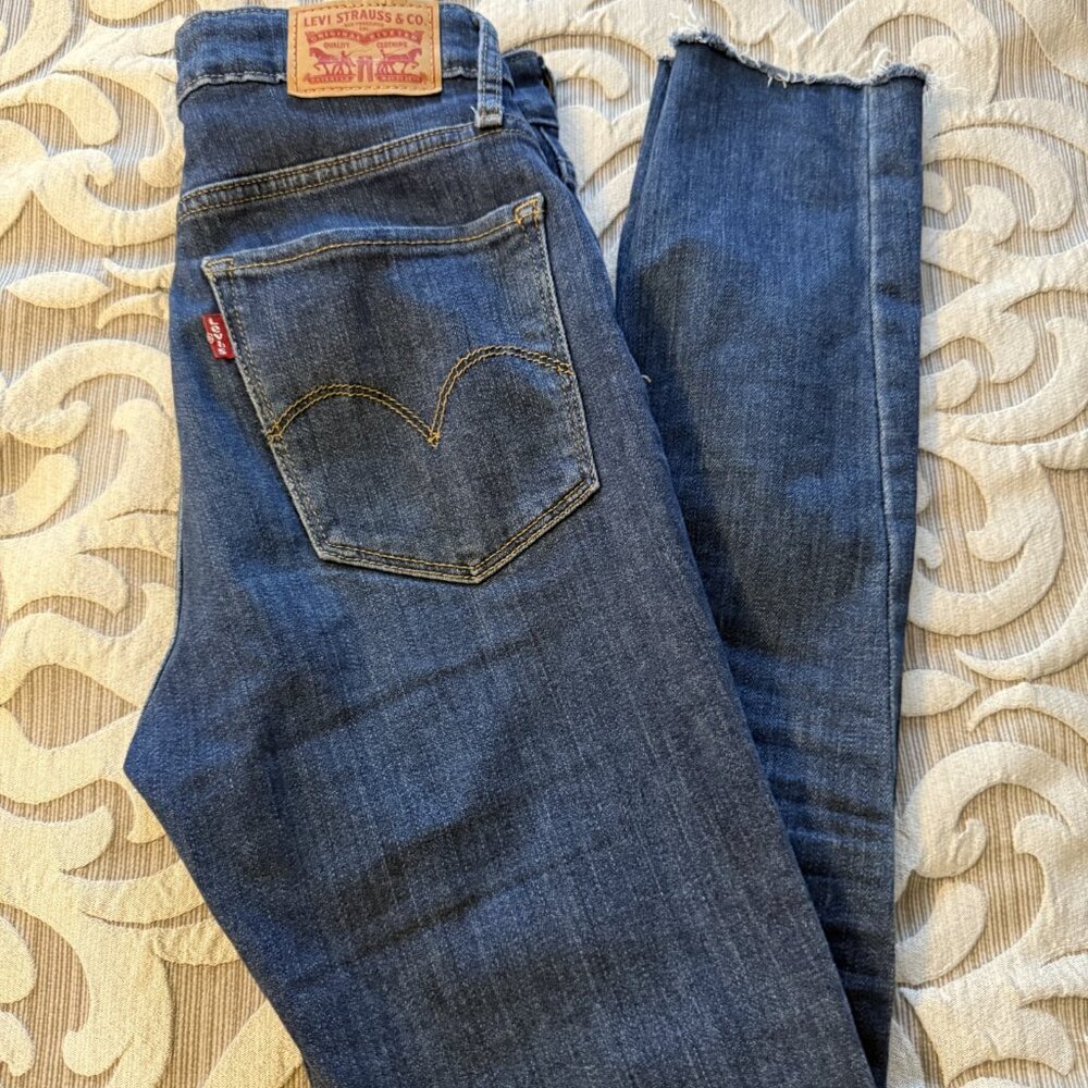 Levi's 721 Levi's Premium High Rise Skinny Jeans - Dark Wash Women's Size 25